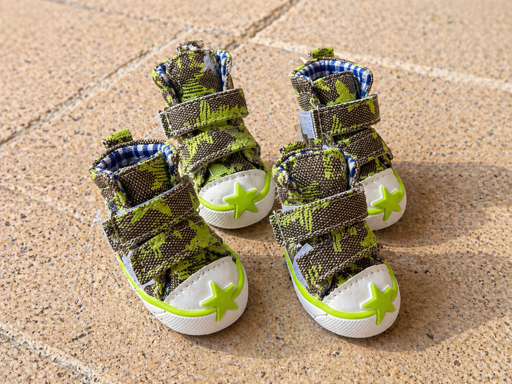 Star High-Top Dog Shoes with Double Straps, Set of 4