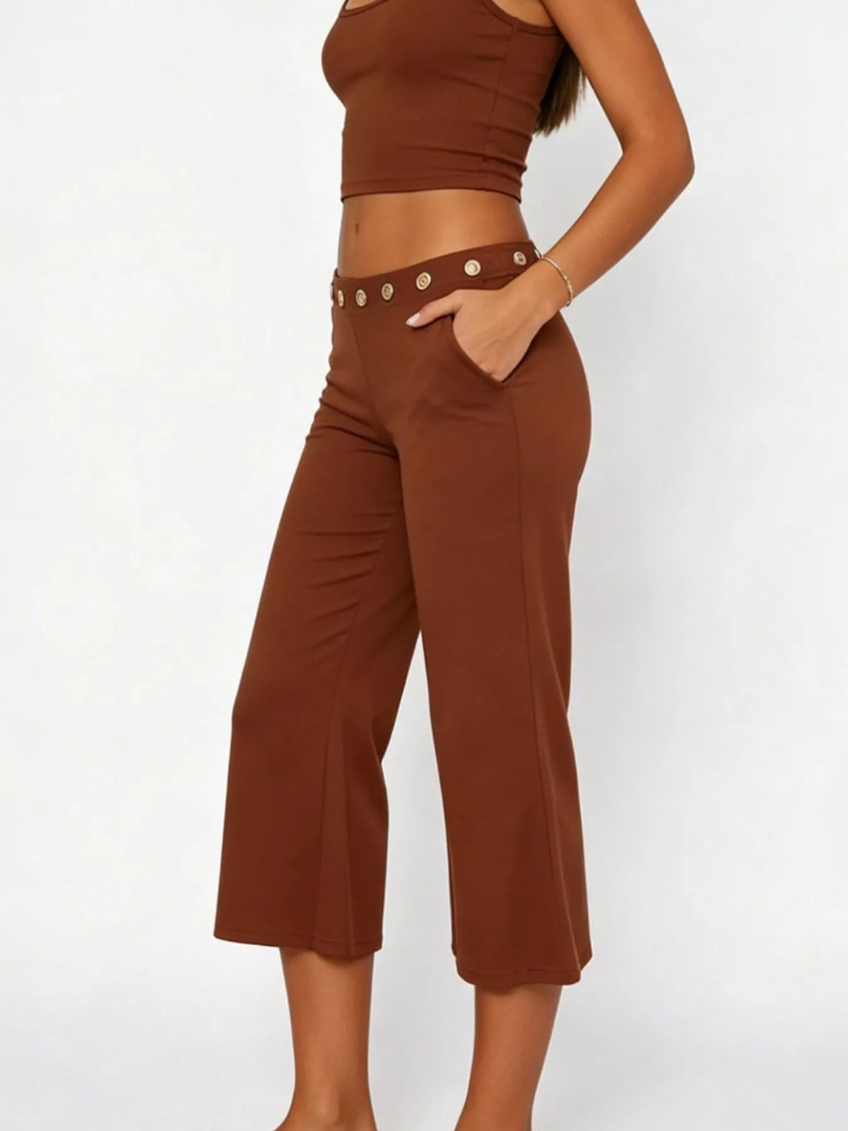 Mid Rise Capris Pants