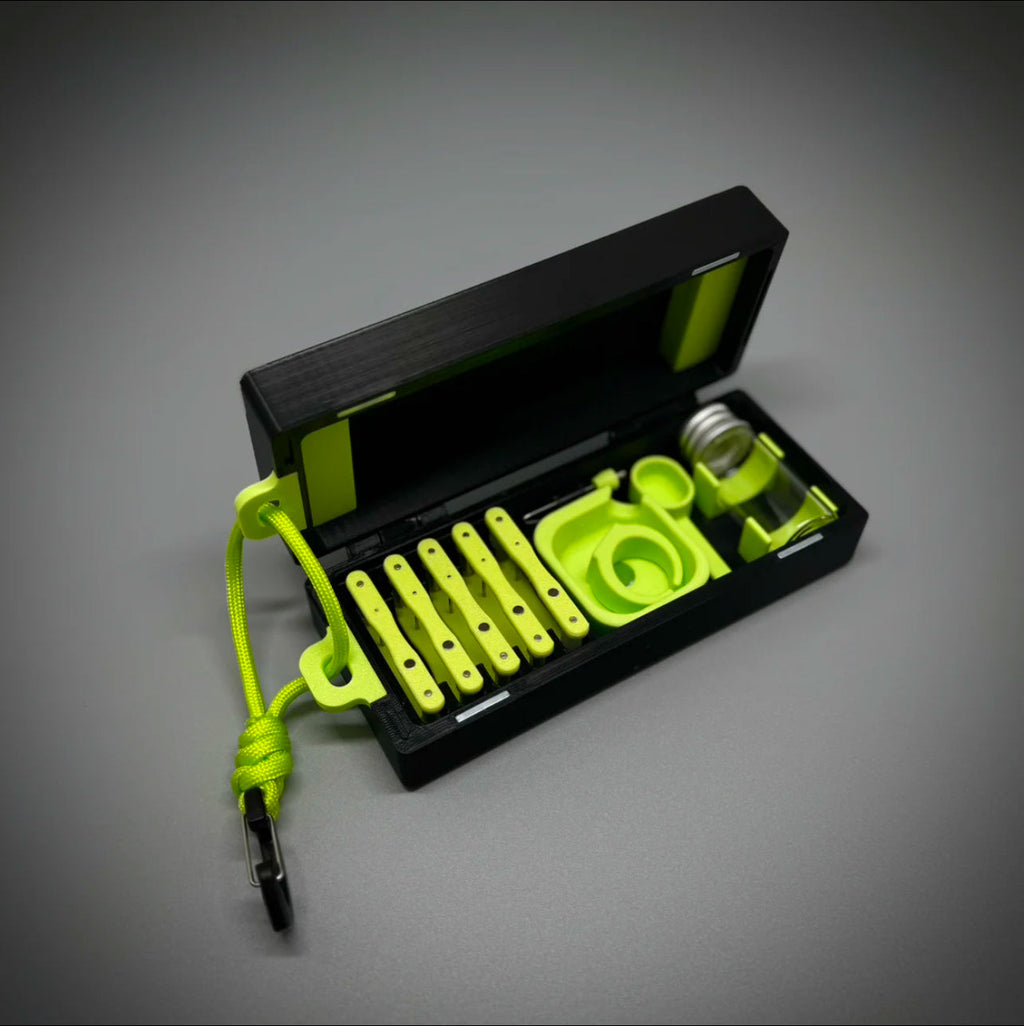 Micro Fishing Accessory Kit – 5 Rigs, Bait Ring, Bottle & Float Holders