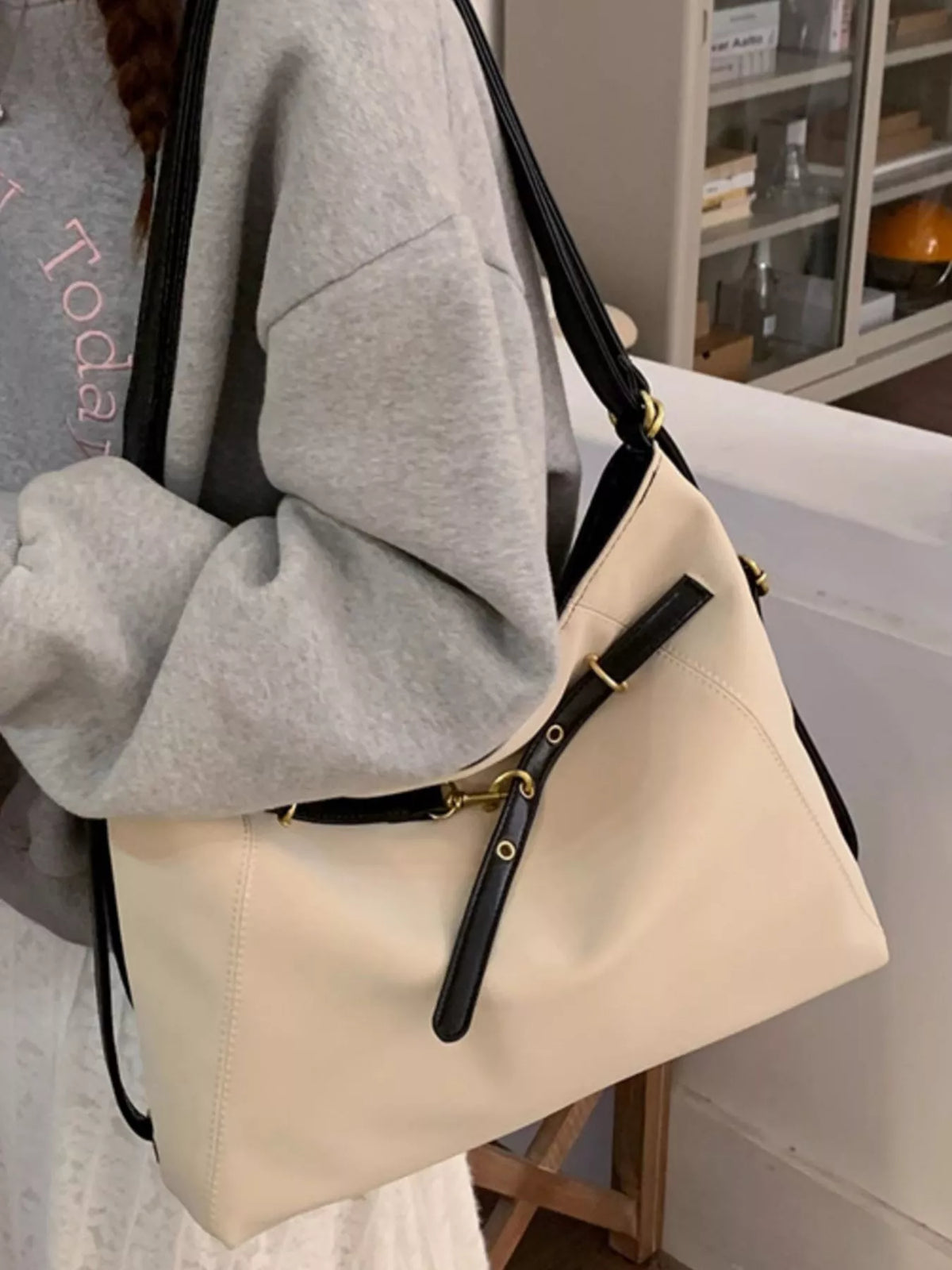 Buckle Decor Shoulder Bag