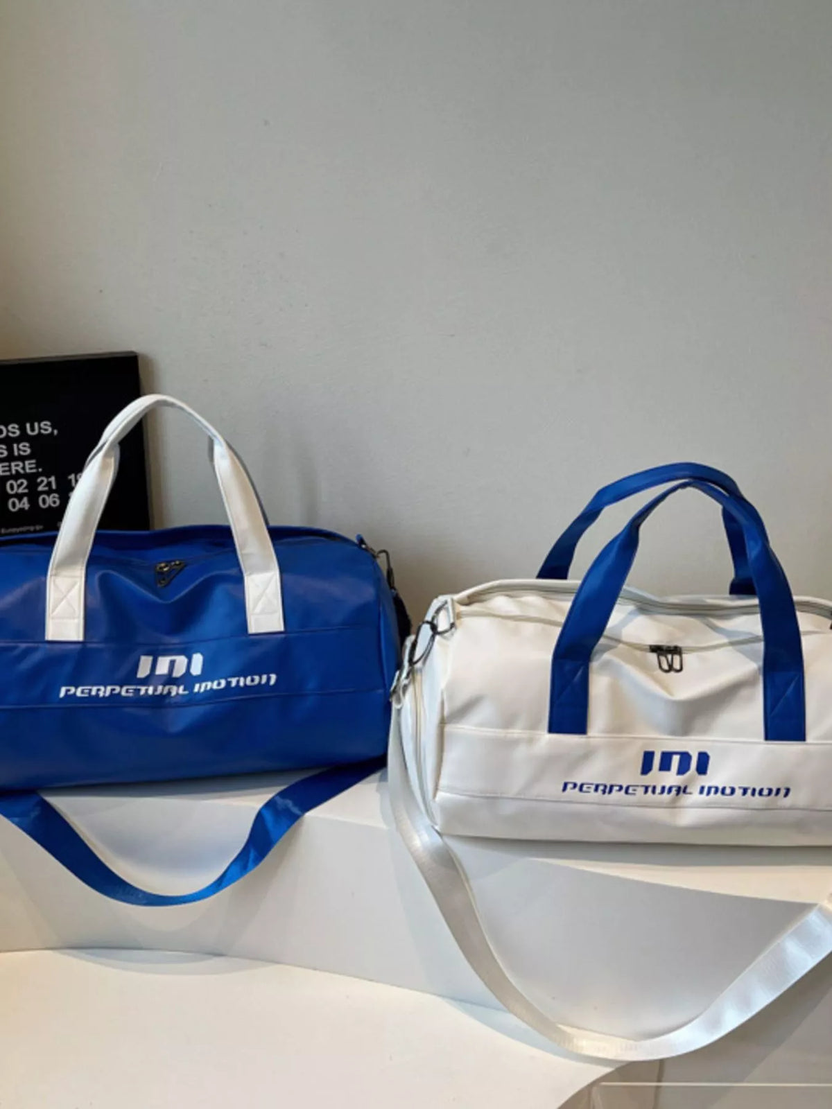 Lightweight Travel Duffel Bag with Shoulder Strap